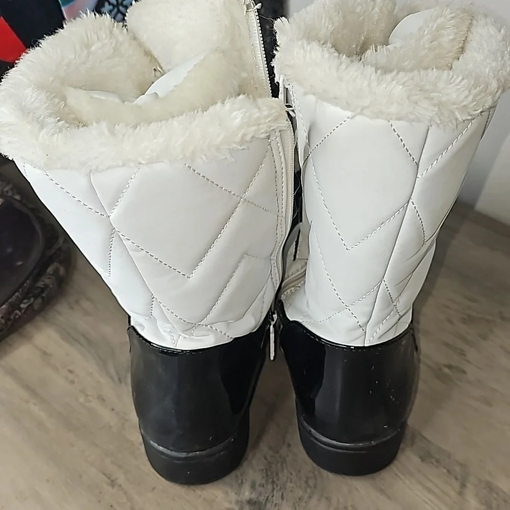 Totes Zip-up Boots